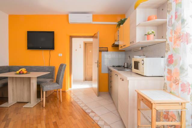 Apartments Vila Marija 伊佐拉 外观 照片